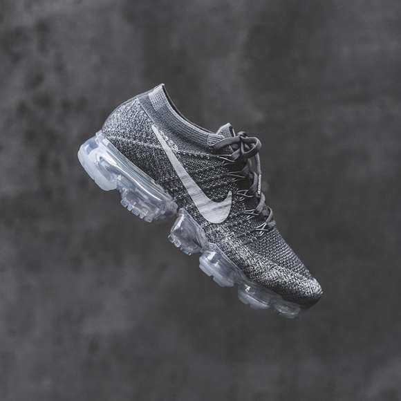 nike vapormax flyknit wolf grey
